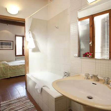 Citiesreference - Campo De Fiori Two Bedroom Apartment *