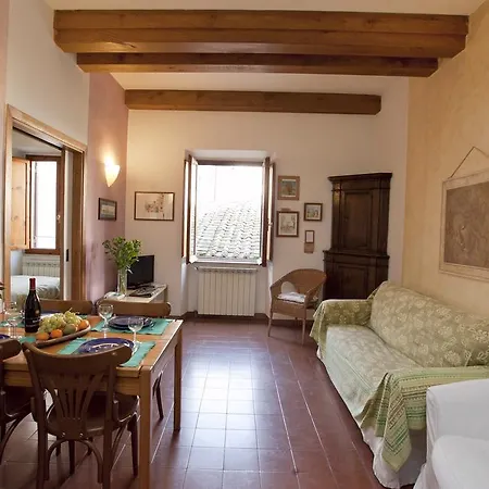 Διαμέρισμα Citiesreference - Campo De Fiori Two Bedroom Apartment Ρώμη