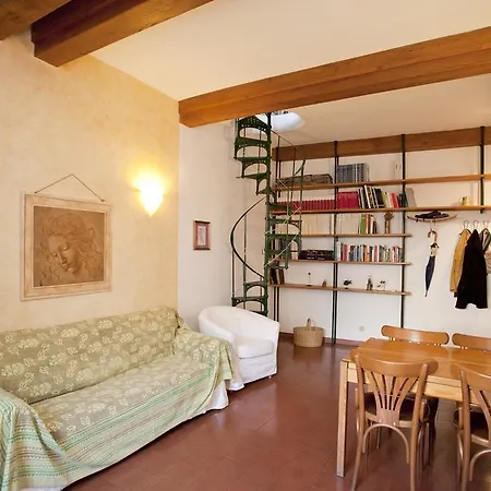 Citiesreference - Campo De Fiori Two Bedroom Apartment *
